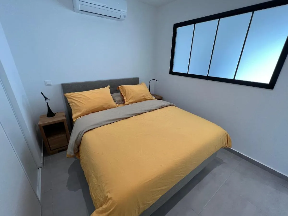 Apartment Front-Beach Apt 818 At Flamboyant Residence Sandy Ground