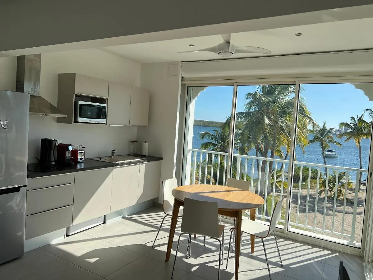 Front-Beach Apt 818 At Flamboyant Residence Sandy Ground Apartment